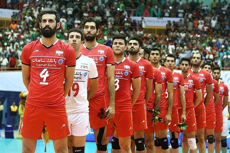 Iran_men's_national_volleyball_team_before_a_match_against_the_united_states_national_team