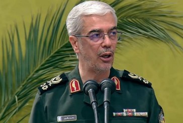 اللواء باقري: الحرب المفروضة أصبحت رأسمالاً خالداً لاستمرار تقدم ايران وتطورها