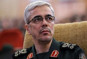 اللواء باقري ينفي أخبار نشر وتعزيز القوات العسكرية على حدود أذربيجان