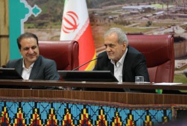 باید به گونه ای رفتار کنیم که مردم باور کنند دنبال حل مشکلات آنها هستیم