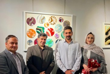 نمایشگاه «رویش رنگ‌ها»؛ تجلی خلاقیت در بستر رزین