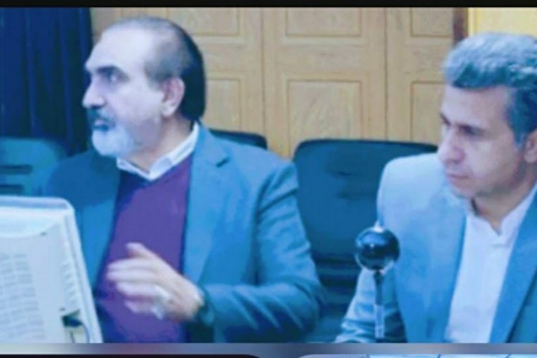 لزوم توسعه خدمات الکترونیک و تقویت آموزش