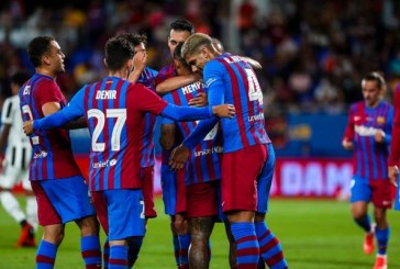 «مهاجم عربي» مطلوب في برشلونة
