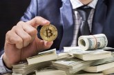 “بتكوين” تسبب كارثة لأغنى رجل في العالم!