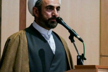  دیدن جوانانی که برای به دست آوردن لقمه‌ای نان سطل‌های زباله را زیر رو می‌کنند، بسیار دردناک است!