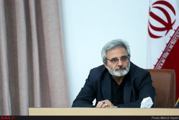 ما کارگران مالیات بدهیم اما دولت فقط برای پرسنل خودش همسان‌سازی را اجرا کند؟!