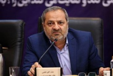 کتب درسی را متناسب با فرهنگ ایثار و شهادت بازبینی می‌کنیم